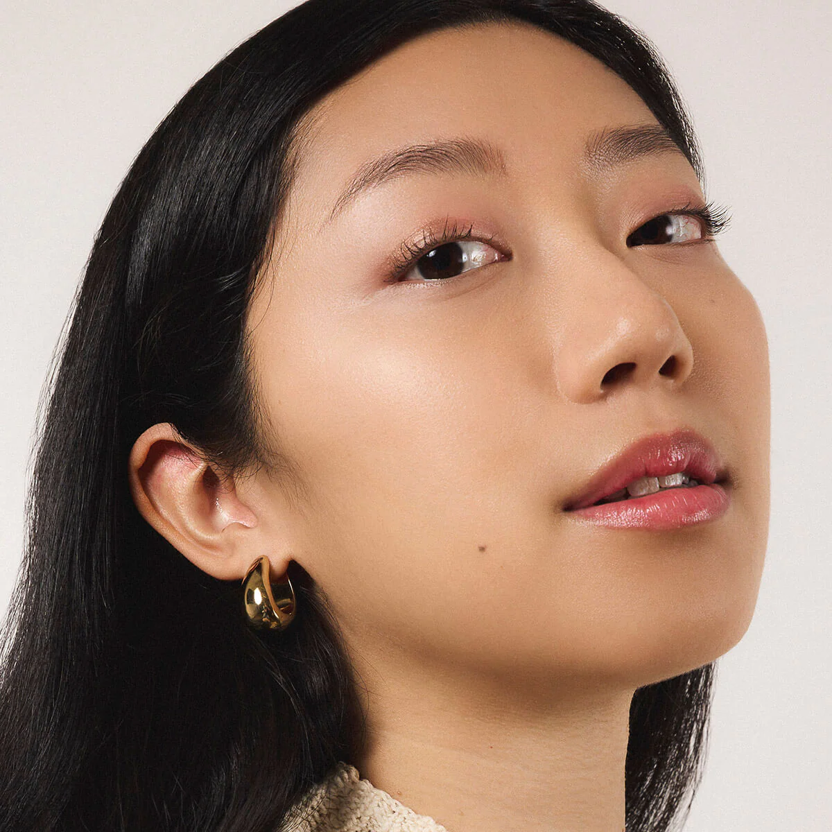 Dewdrop Hoops in Titanium - Image 3