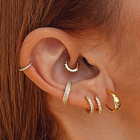 Eternity Cartilage Hoop in 14k Gold - Image 3