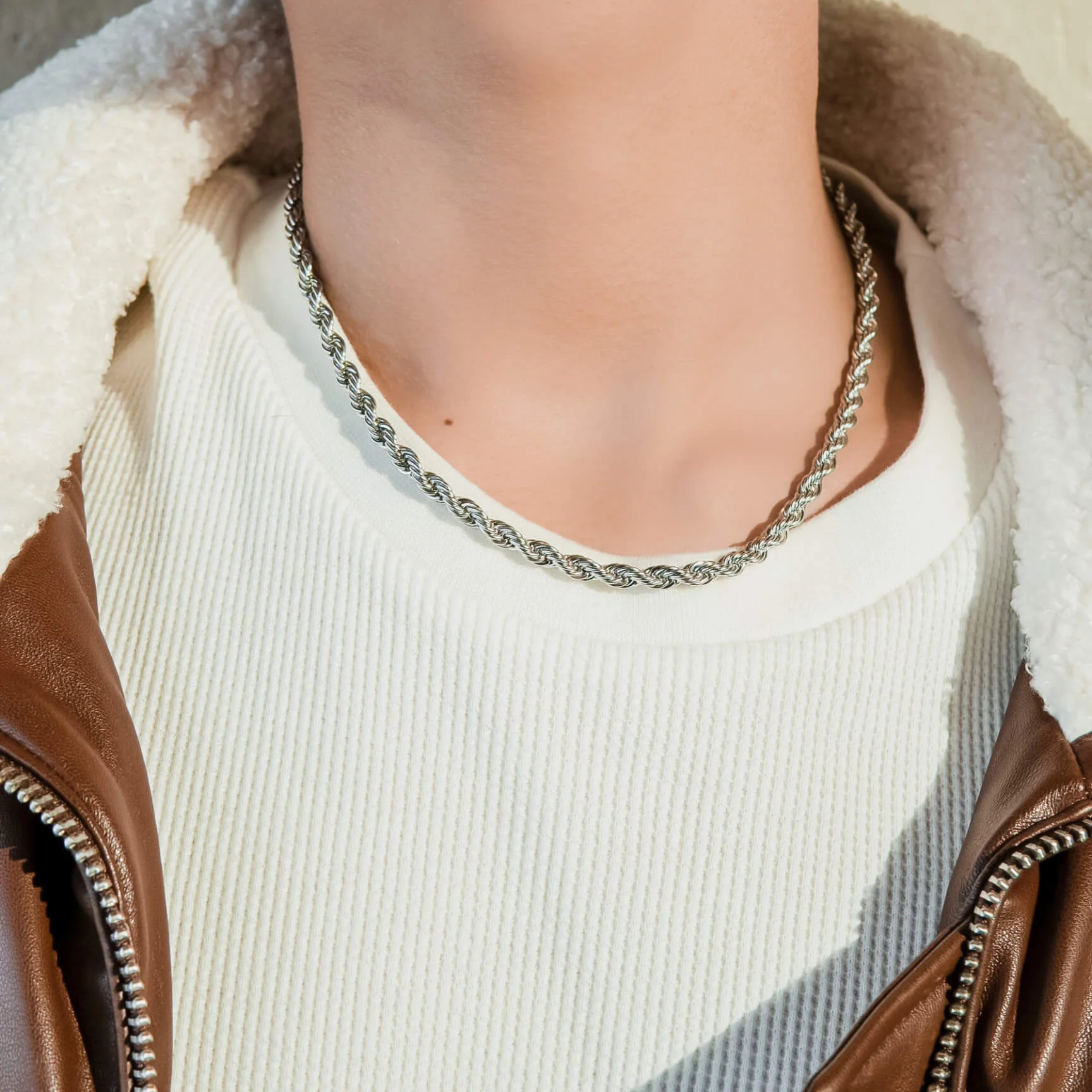 Heirloom Bold Necklace - Image 8